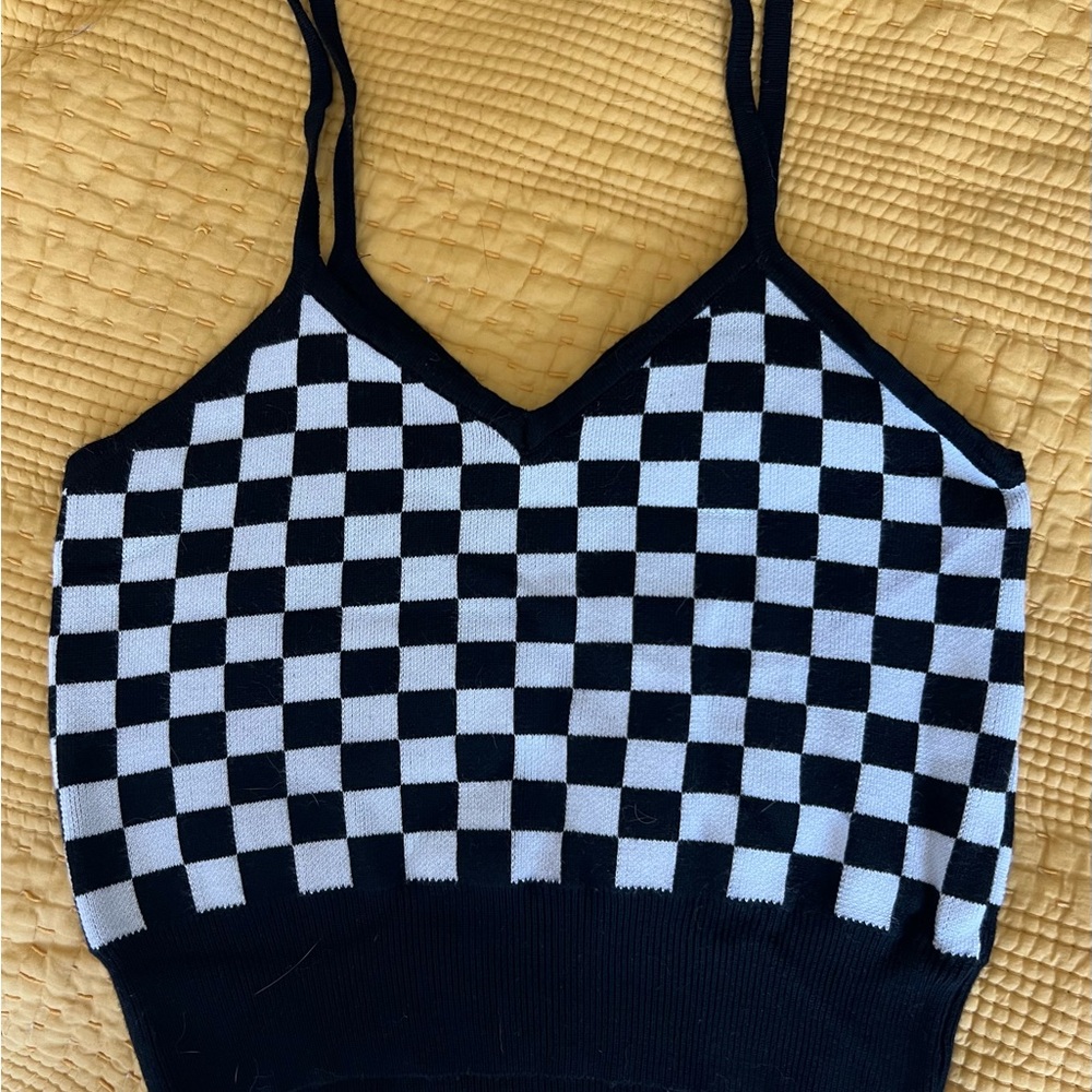 Say What? Black and White Checkerboard Cropped Sweater Tank Size L (runs small)